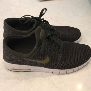 Mike Mens SB Stefan Janowski Max 9.5